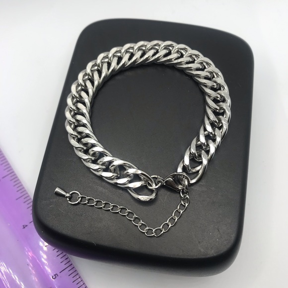 Cuban Link Stainless Steel Bracelet Women - Picture 1 of 5
